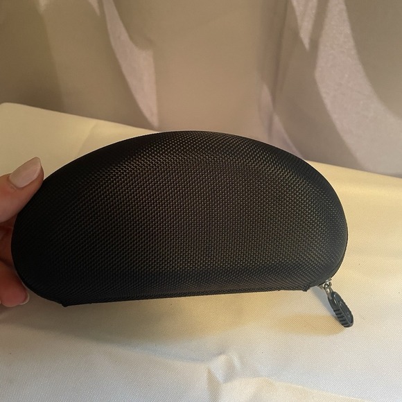 Oakley Sunglasses Eyeglass CaseBlack Zip Storage Hard Shell EUC - Picture 6 of 7